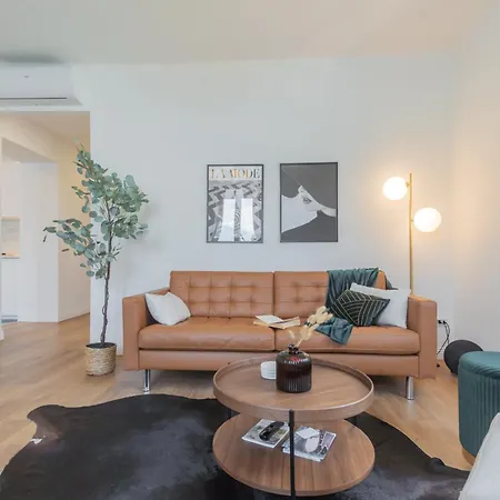 Apartment Lakeview Paradise By Rent *